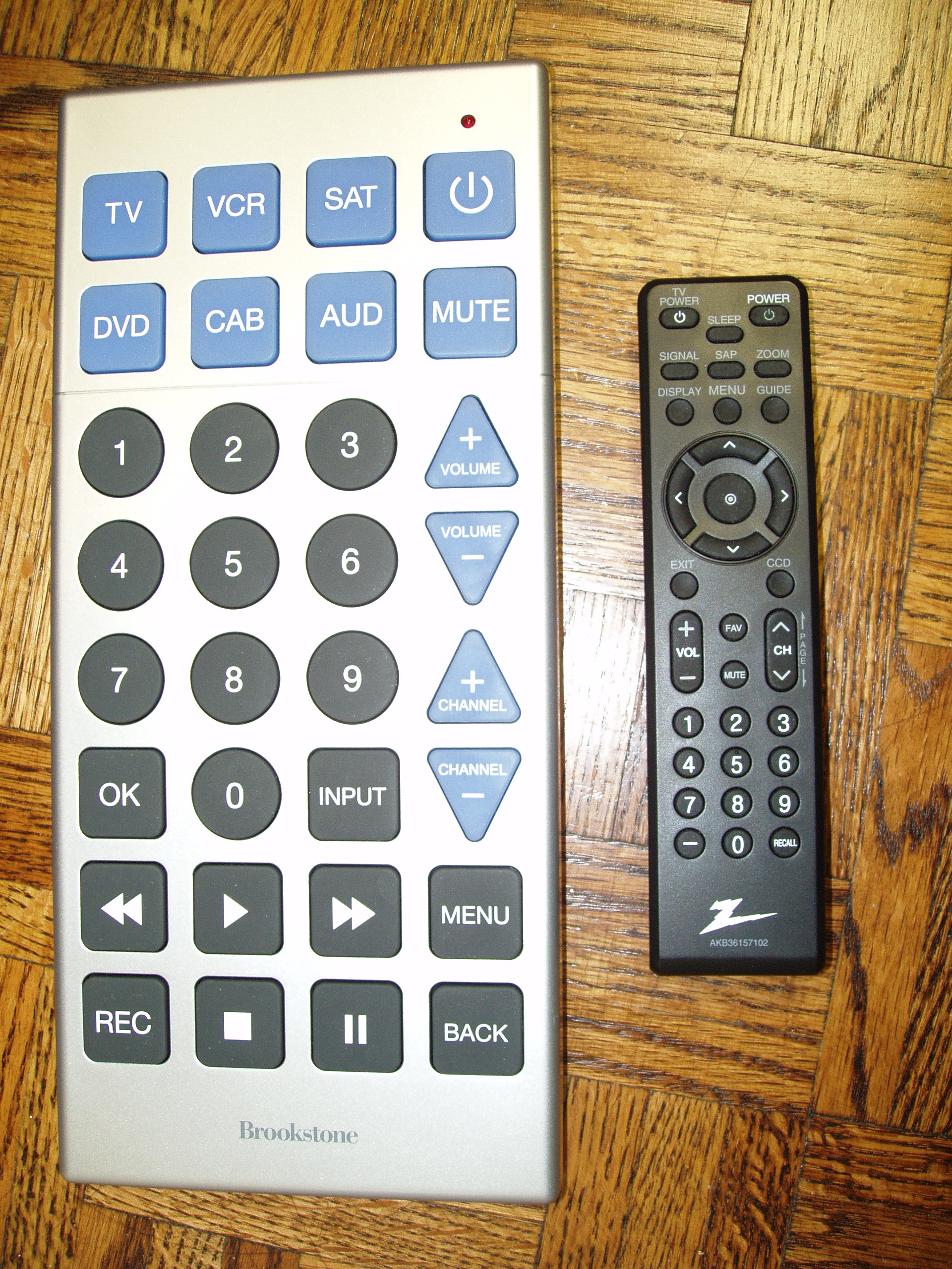A biggie Remote for Zenith DTV Converters | TheDonofPages's Weblog